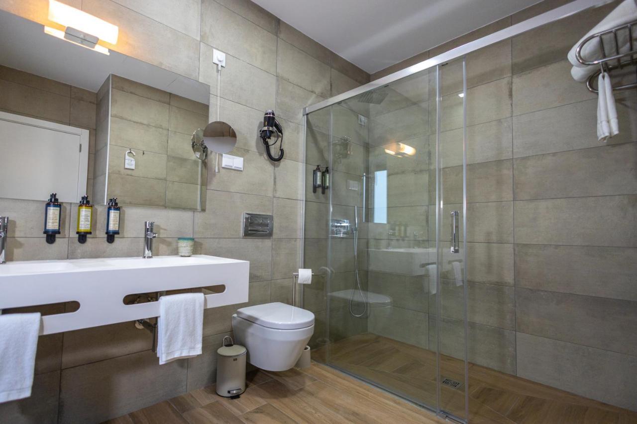 Watts House Hostel Seia Εξωτερικό φωτογραφία